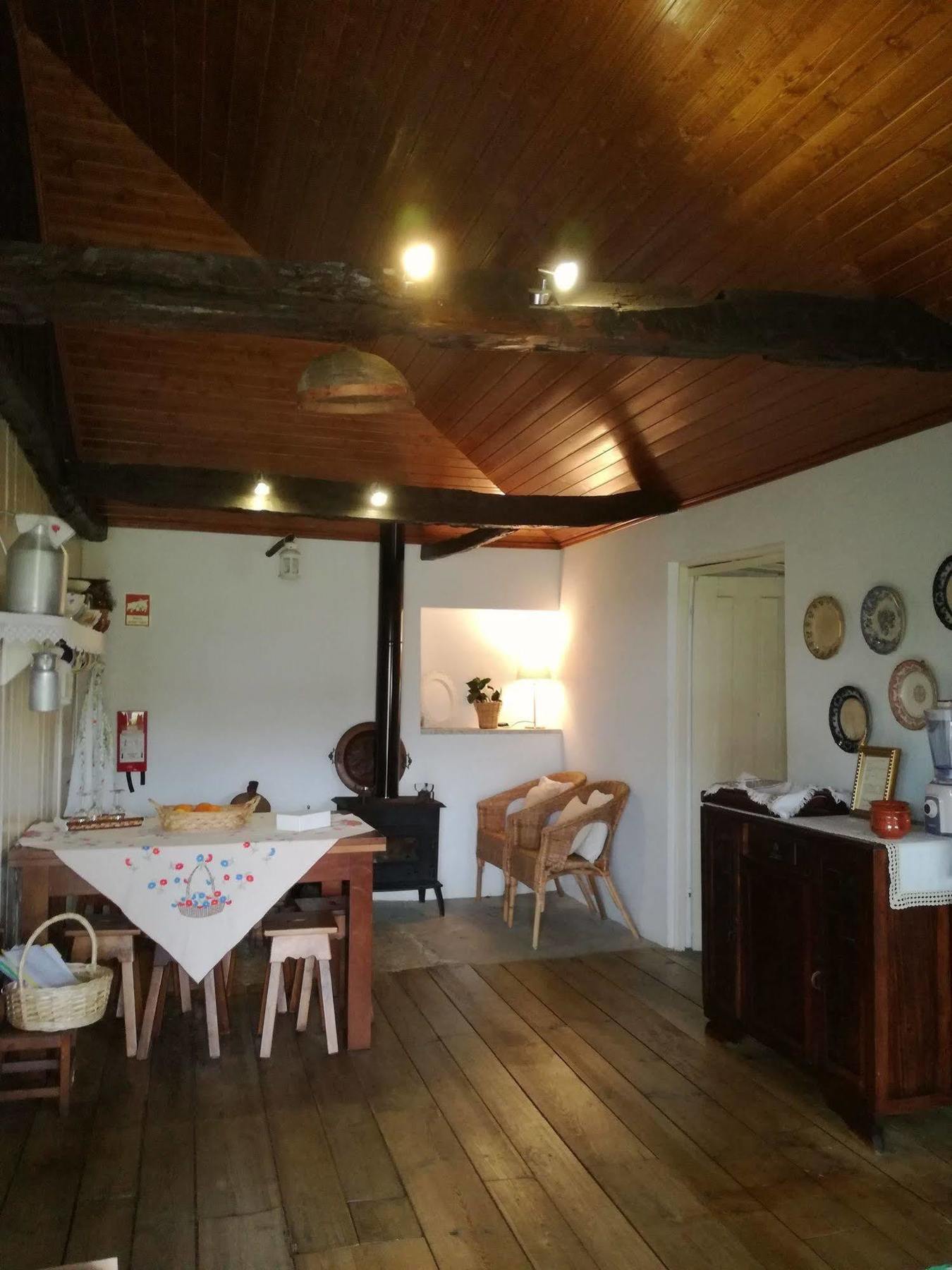 O Ze Ja Dormiu Aqui Villa Celeiros Kültér fotó